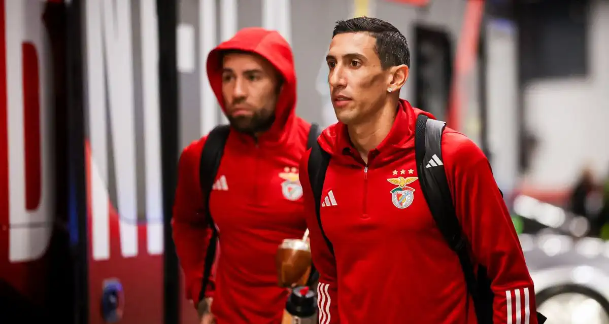 FACE A AMEAÇAS A DI MARÍA, SCHMIDT REAGE A MOMENTO VIVIDO PELO EXTREMO DO BENFICA