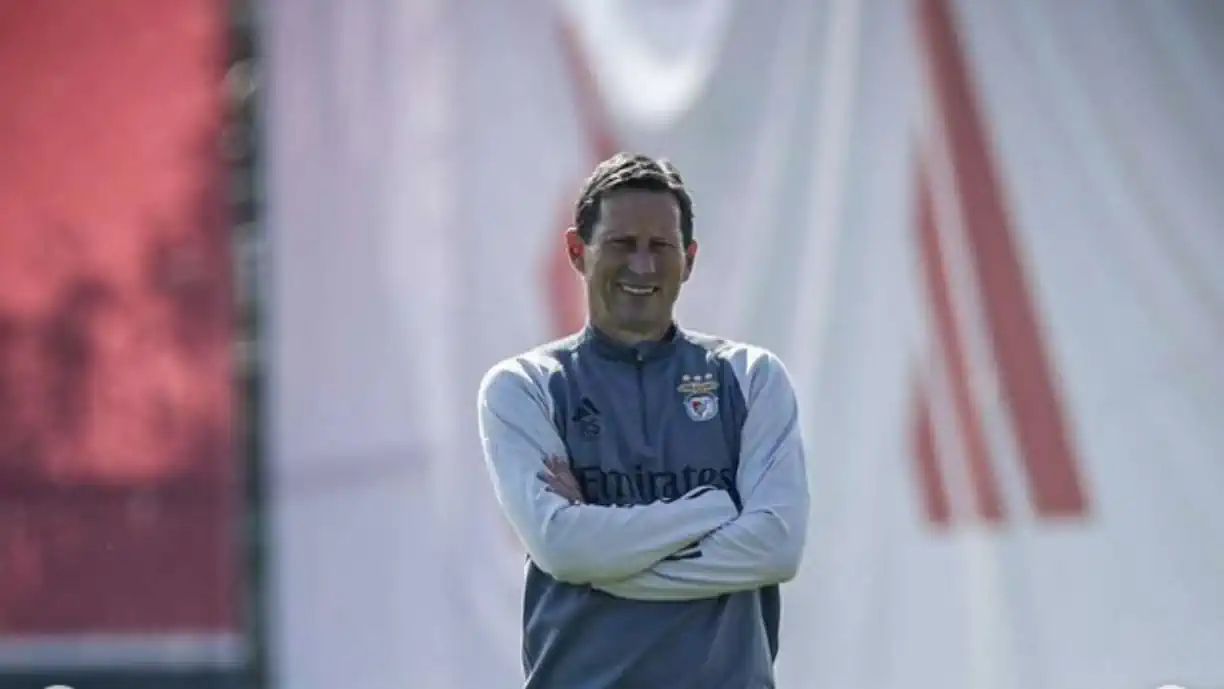 ATENÇÃO: COM AUSÊNCIA DE PESO DE ÚLTIMA HORA PARA CASA PIA-BENFICA, ROGER SCHMIDT VAI MEXER NA EQUIPA