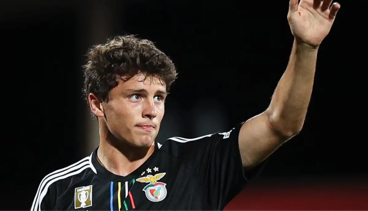 JOÃO NEVES NAS BOCAS DO MUNDO! ESTRELA DO BENFICA BRILHA E DEIXA ATLETA DO SPORTING A VER 'FUMO'