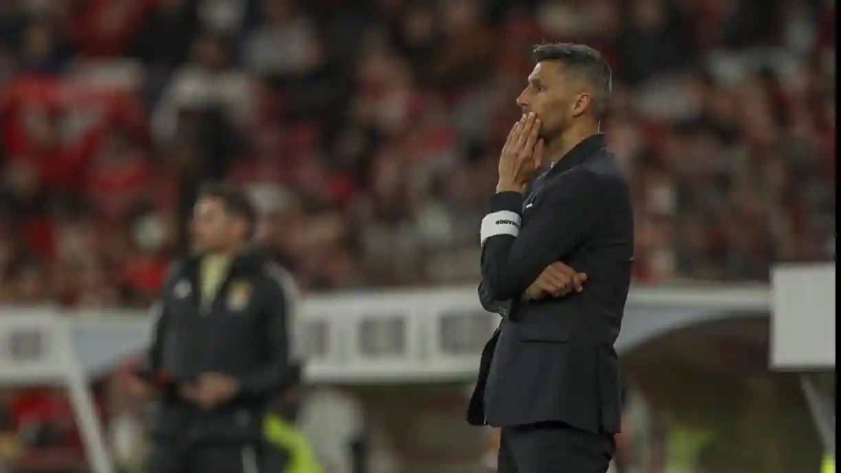 COÇA QUE PASSA! MORENO REAGE À VITÓRIA DO BENFICA E DEIXA 'FARPA': "FOI ESTRANHO..."