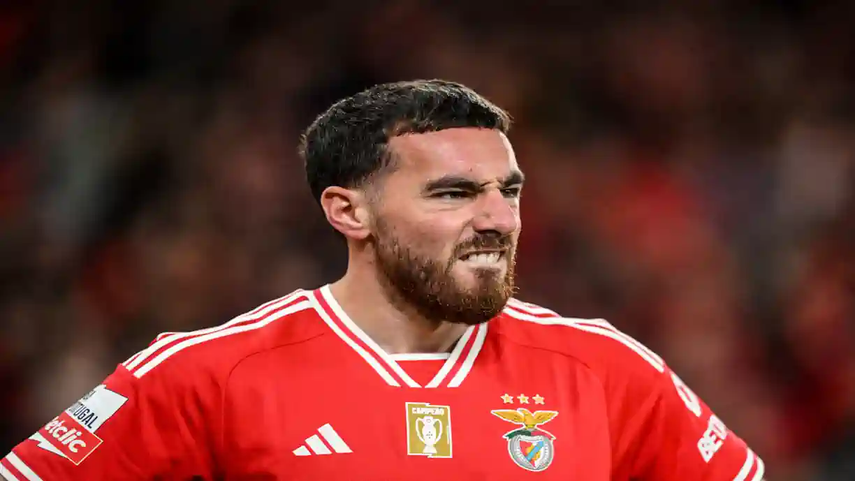 OUVIRAM-SE ASSOBIOS A ORKUN KOKÇU NA LUZ E FIGURA DO BENFICA ADMITE: "JÁ ERA DE ESPERAR"