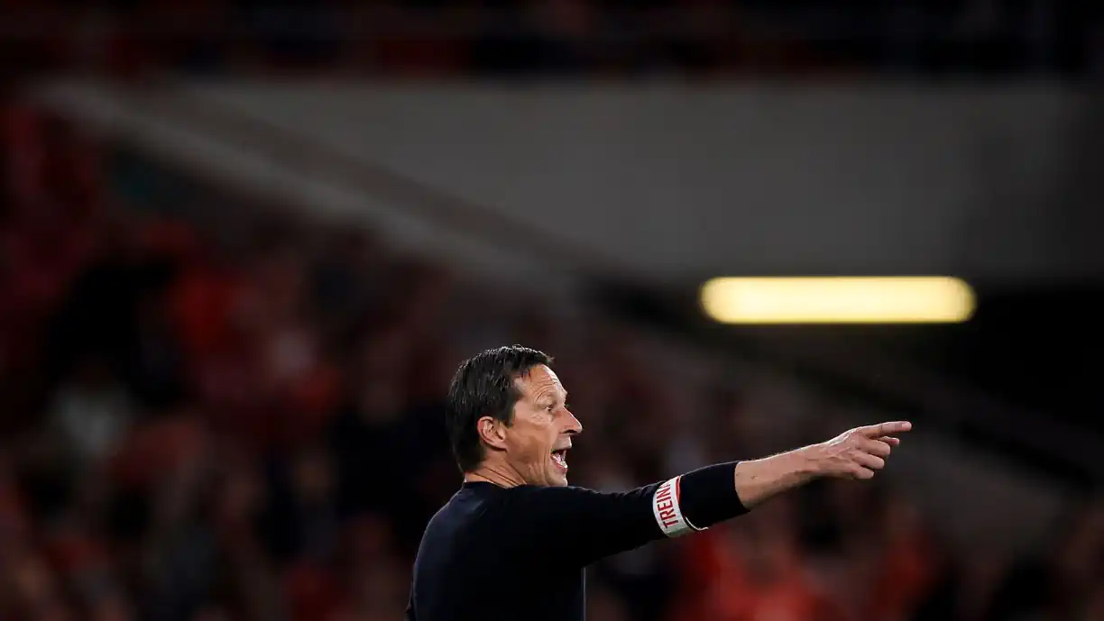 CONSELHO DE DISCIPLINA VOLTA A ATACAR! PEDIDO DE DEMISSÃO DE SCHMIDT VALE MULTA PESADA DO BENFICA