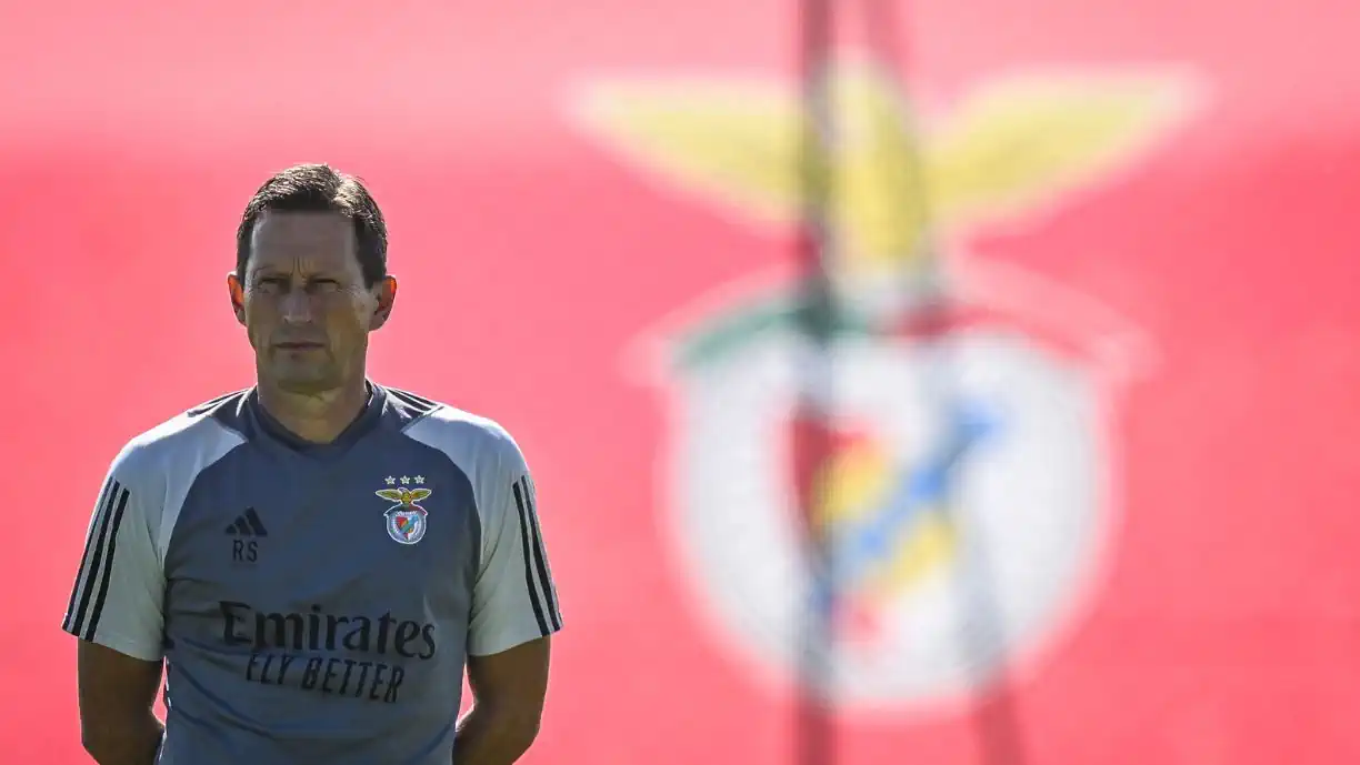 APÓS SER APONTADO AO BAYERN MUNIQUE, SCHMIDT 'ATIRA A MATAR': "ORGULHO É SER TREINADOR DO BENFICA"