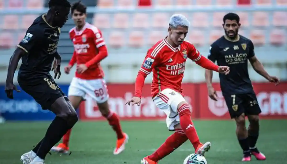 DEPOIS DE TER REFORÇADO O BENFICA NO INVERNO, DESTINO DE PRESTIANNI PASSA POR...
