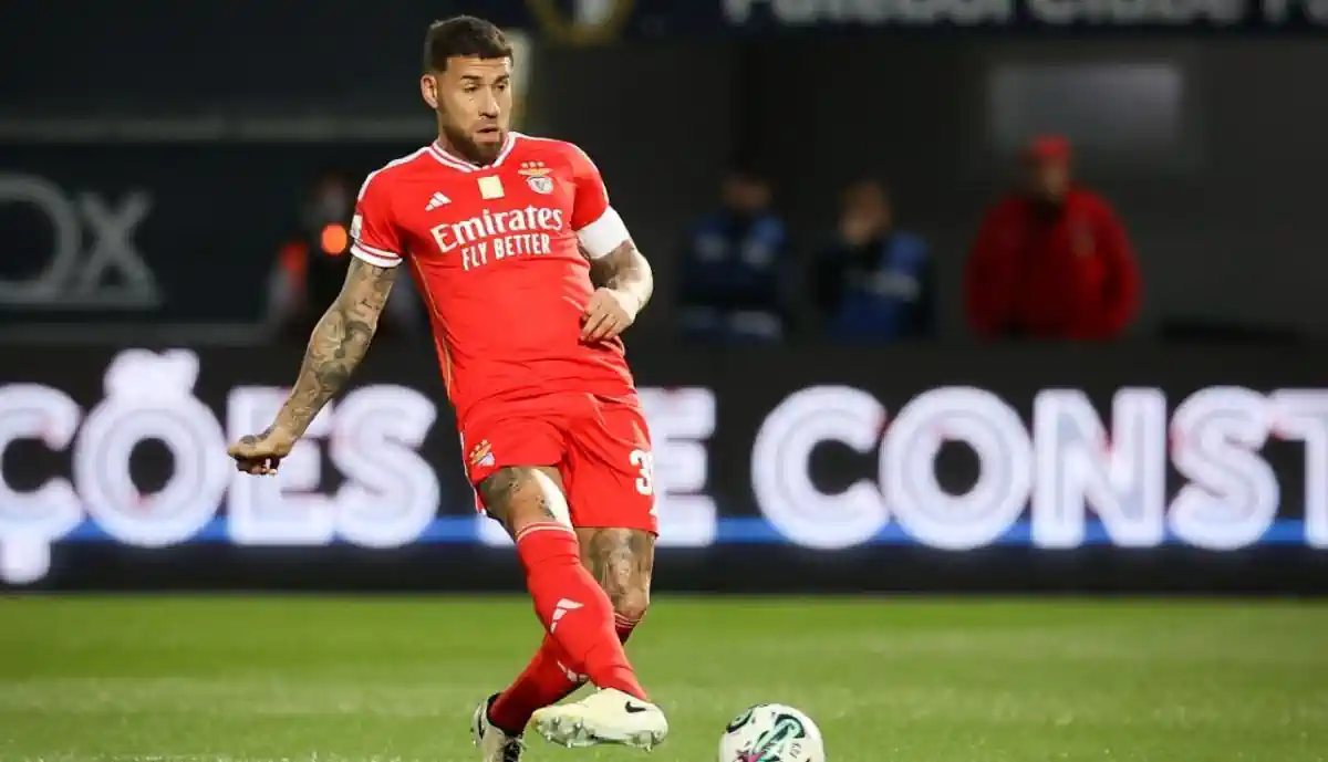 Jogador do Benfica valoriza importância de Otamendi: "A presença dele dá motivação"