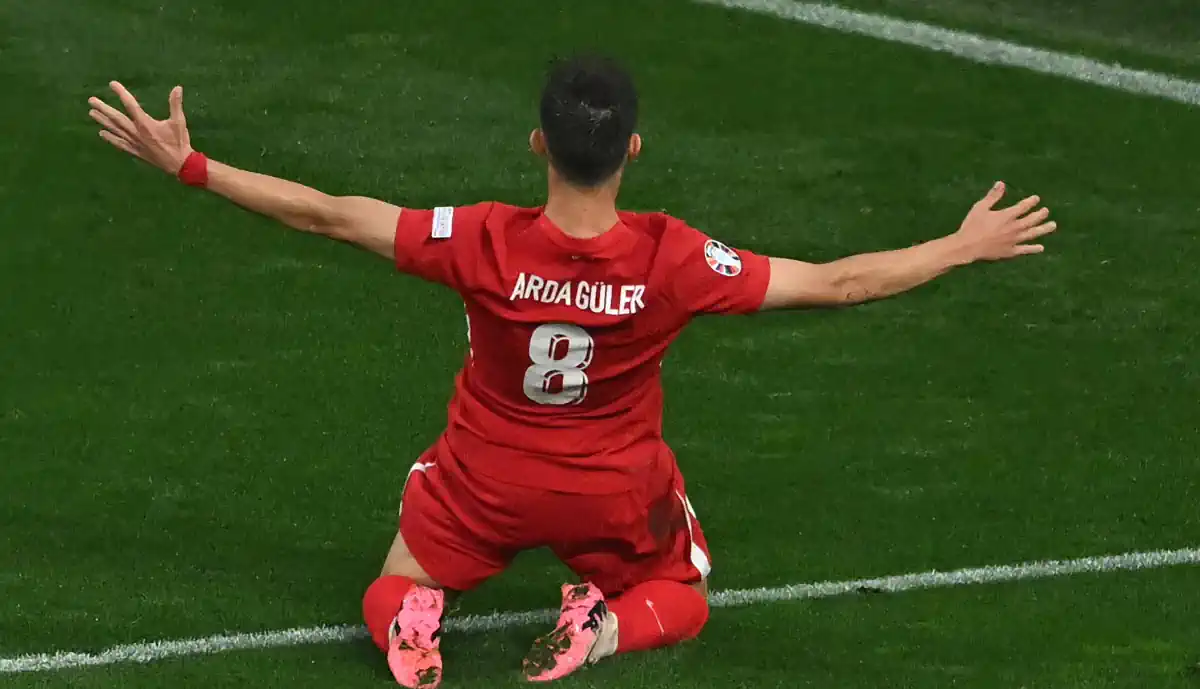 APÓS 'DESCARTAR' O BENFICA PELOS MILHÕES, ARDA GULER ESTÁ PERTO DE MUDAR DE CLUBE