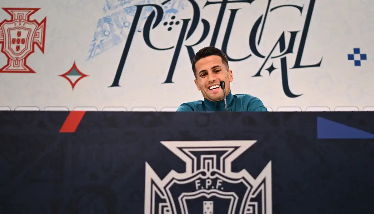 João Cancelo fora da Seleção? Ex Benfica atira: "Se ganhasse o..."