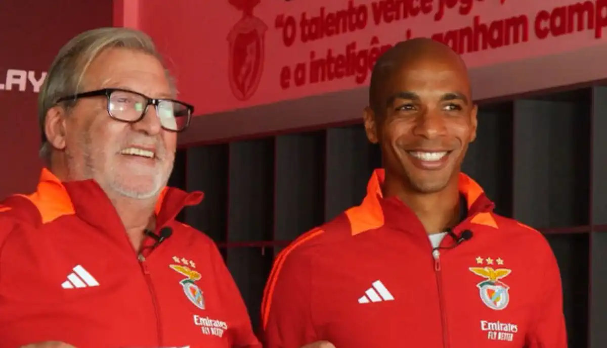 EM CONVERSA COM CARLOS MANUEL, JOÃO MÁRIO DESTACA PAPEL DE RUI COSTA NA MÍSTICA DO BENFICA
