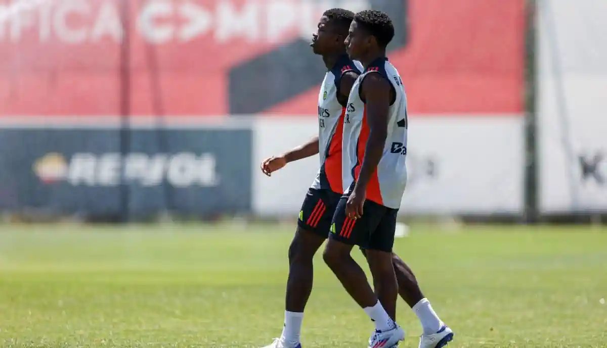 LEANDRO BARREIRO DESVENDA QUEM FOI O 'CULPADO' PELA TRANSFERÊNCIA PARA O BENFICA