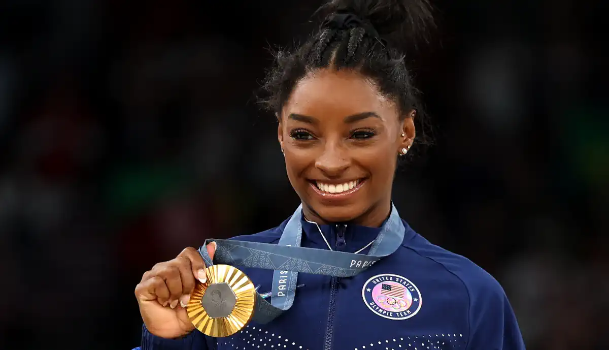 Extra Benfica - Simone Biles junta-se a lenda e atinge marca inédita na ginástica
