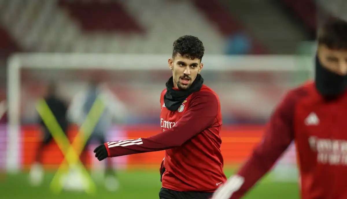 Tomás Araújo não é o único que está em dúvida para o Benfica - Nacional