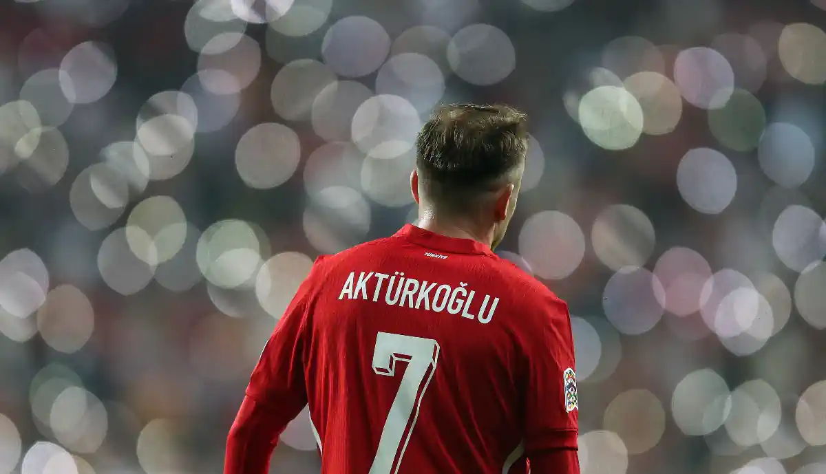 Akturkoglu faz magia longe do Benfica e brilha no EUA - Turquia (Vídeo)