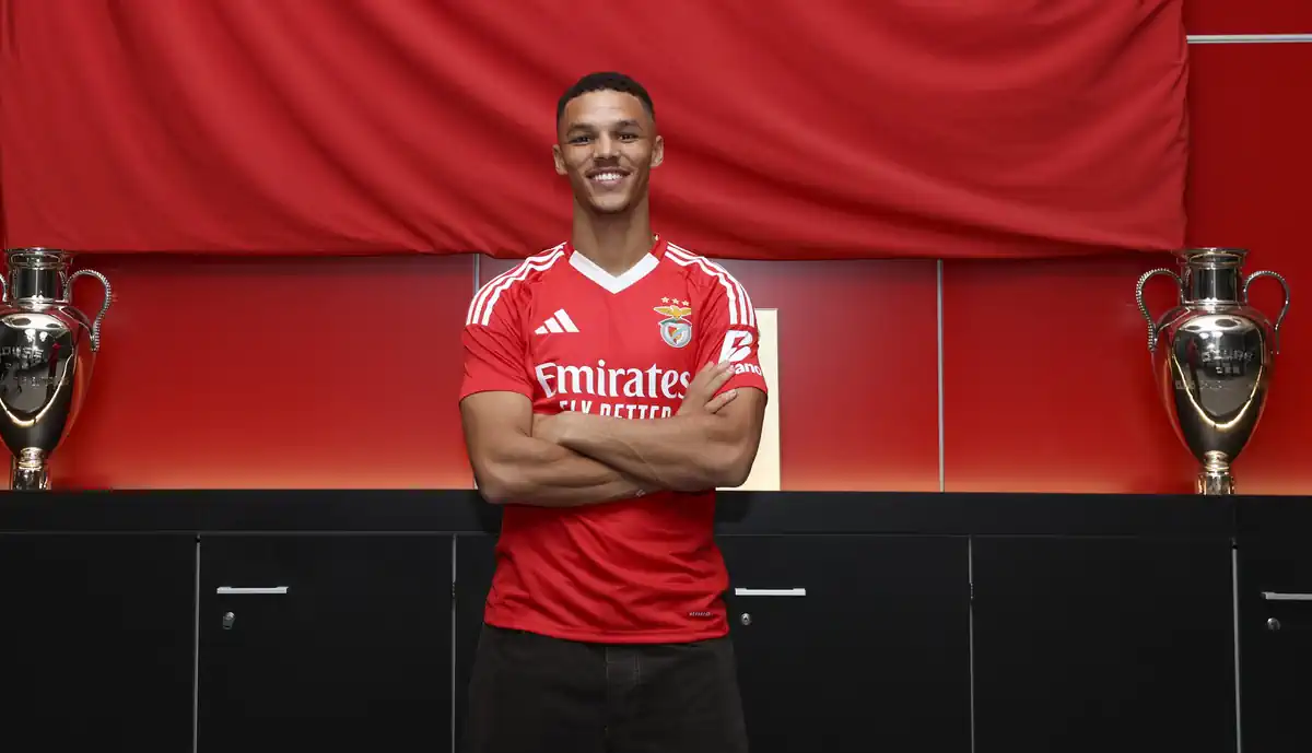 Após renovação com Benfica, Alexander Bah revela objetivos