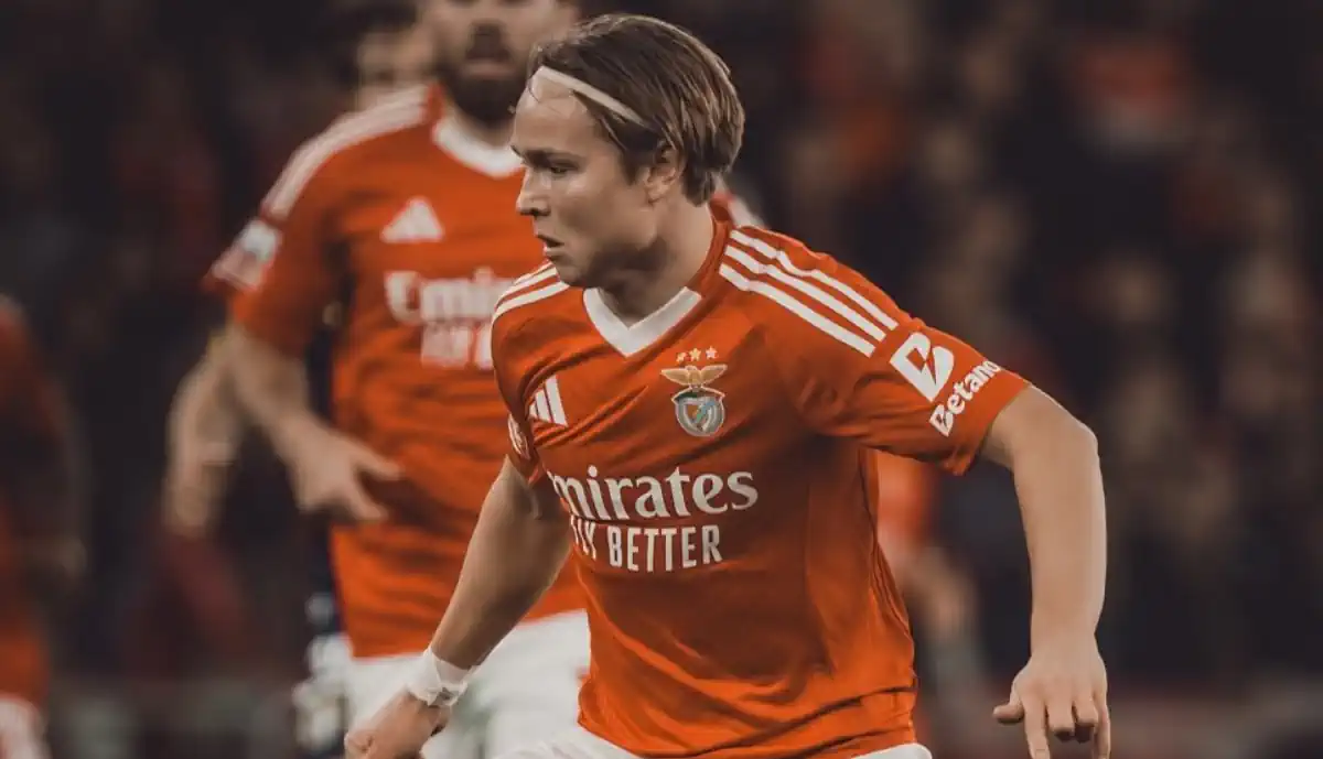 Schjelderup é destaque em Itália! Extremo do Benfica com interessados na Serie A