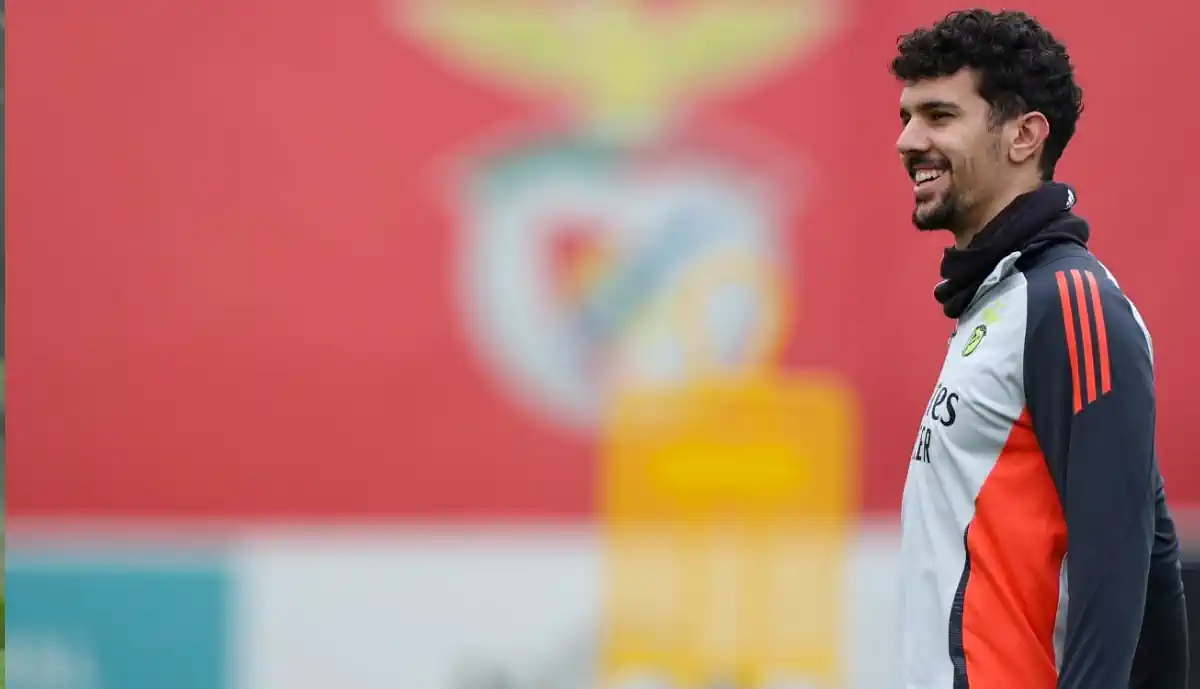 Tomás Araújo diz ter "mau perder" e ouve das boas de jogador do Benfica