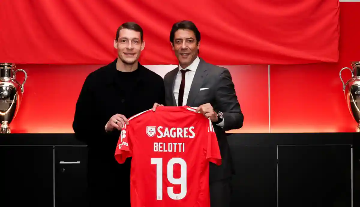 Com Rui Costa a ver, Belotti marca posição sobre estadia no Benfica