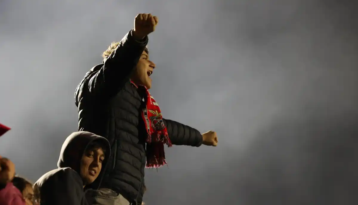 Benfica empata e aproxima-se da zona de despromoção