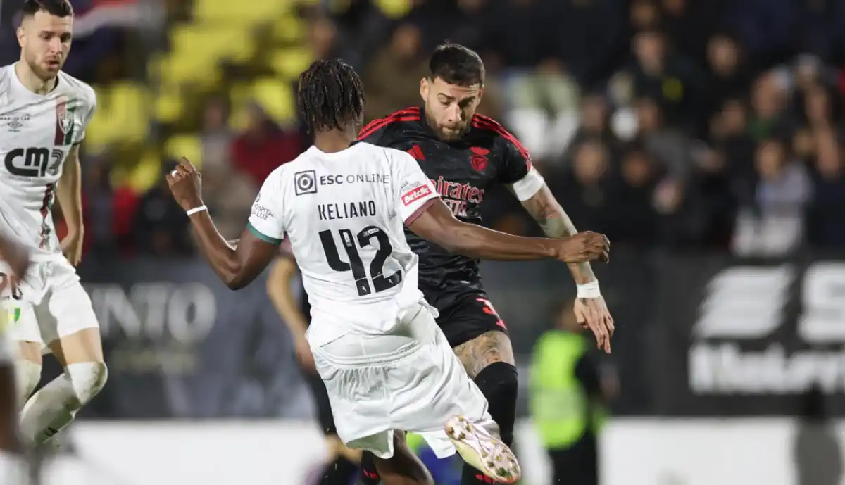 Iturralde González analisa golo de Otamendi no Estrela – Benfica: “O árbitro…”