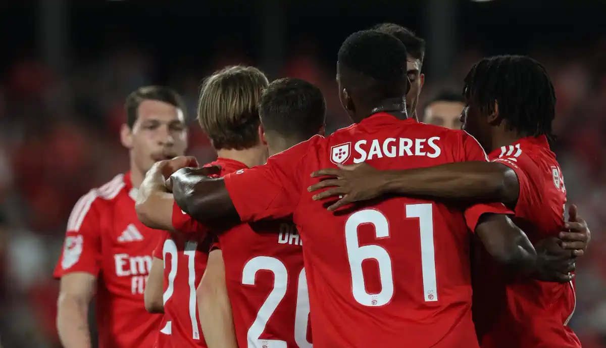 Cuidado, Lage! Clube da Bundesliga oferece 20 milhões por craque do Benfica