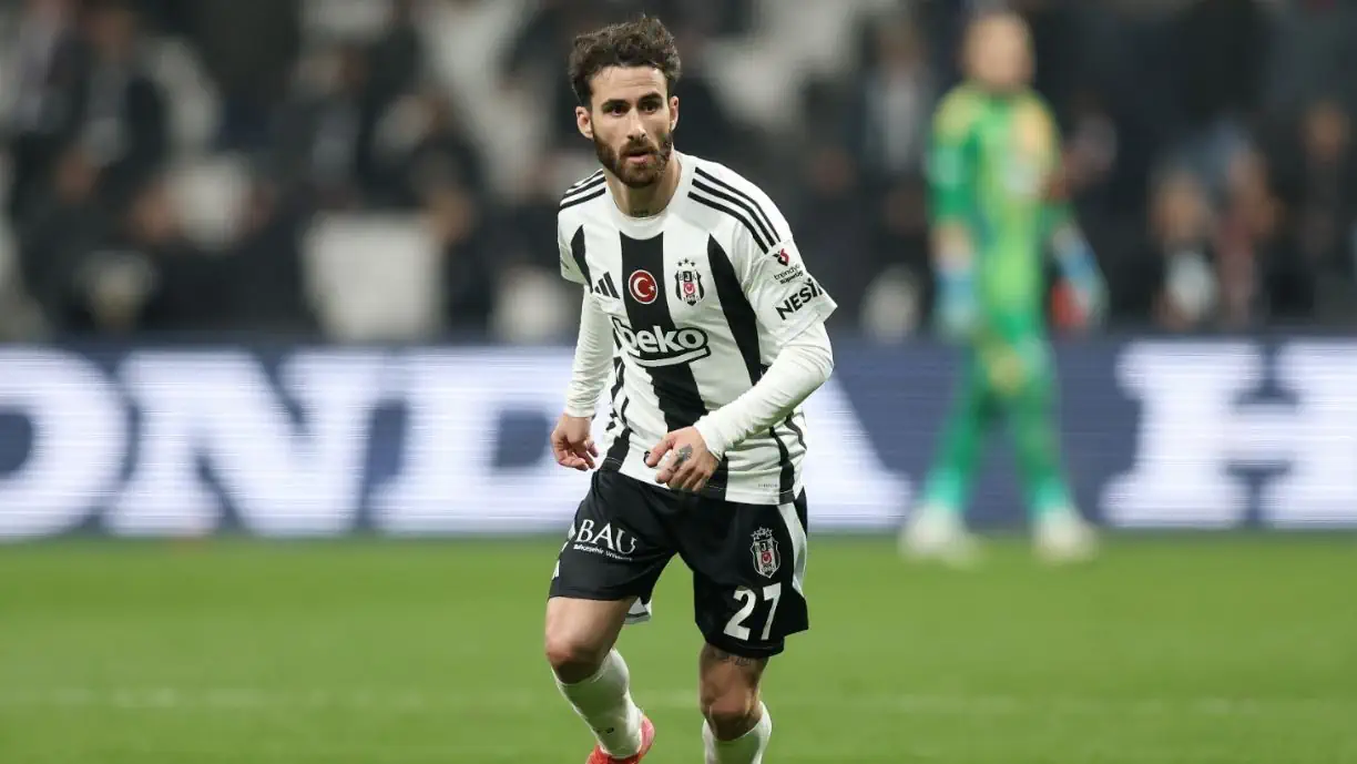 Benfica já sabe quanto tem de pagar ao Besiktas para fechar Rafa Silva