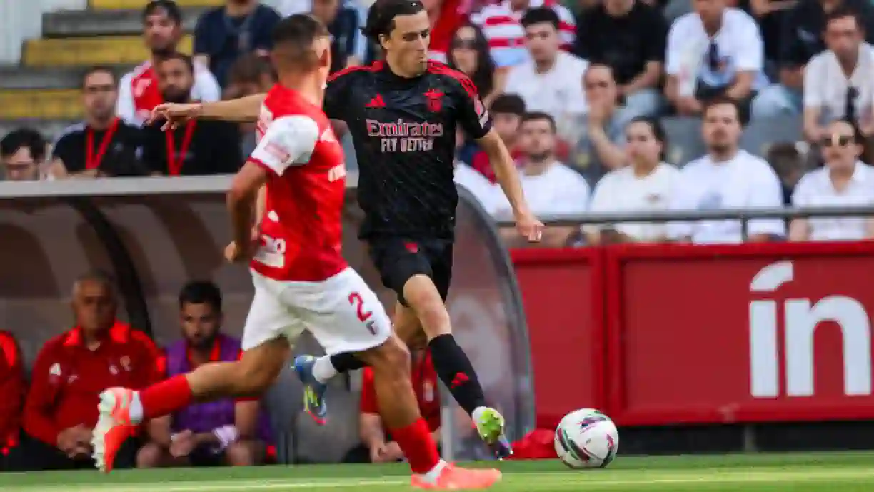 Confira o resumo/melhores momentos do Braga - Benfica (Vídeo)