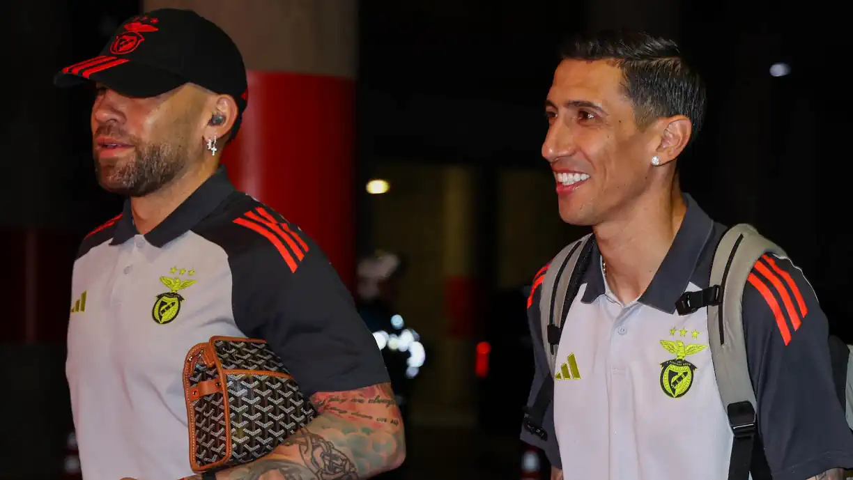 Di María despede-se do Benfica e Otamendi partilha desejo: "Oxalá continue..."