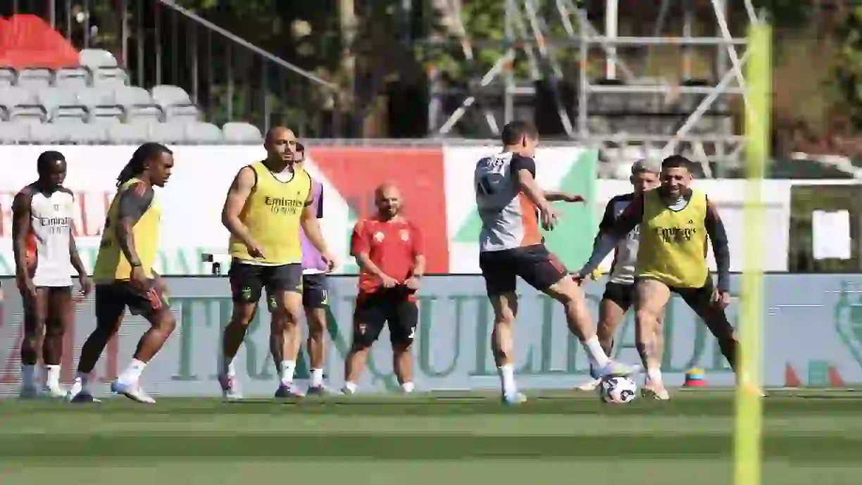 Olha, olha! Menino bonito do Benfica quer mostrar tudo frente ao Sporting