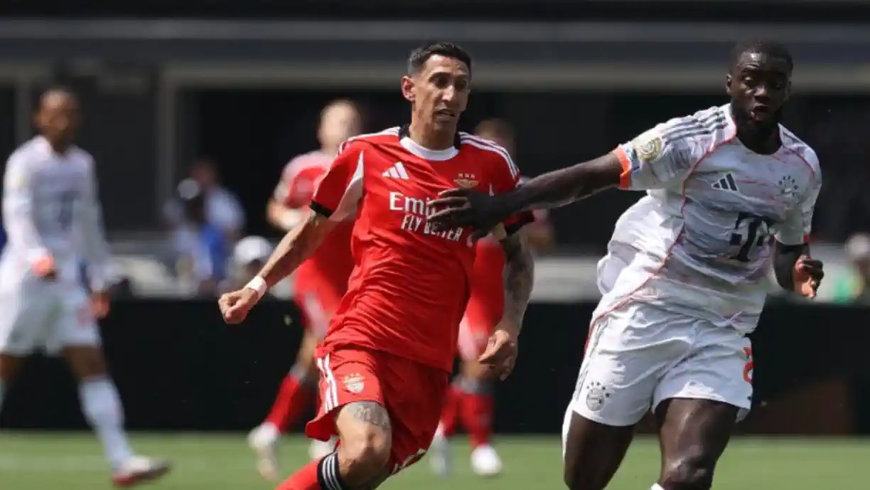 Após Benfica - Bayern, Di María é 'perseguido' por fã especial