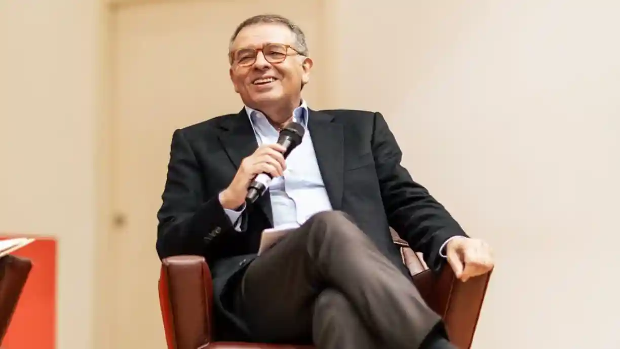 Após as conquistas de Agate de Sousa e Isaac Nader, ligados ao atletismo do Benfica, António José Seguro não perdeu tempo ao felicitar a dupla 