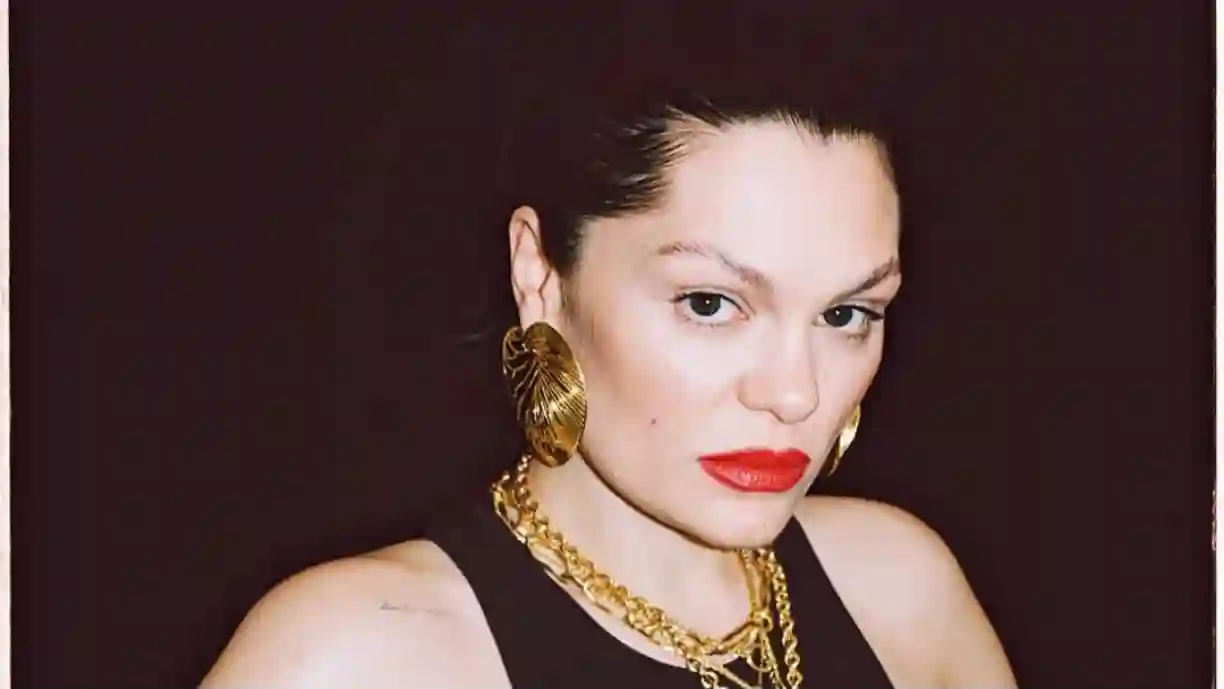 Jessie J revela que está a lutar contra o cancro, mas deixa garantia: "Vou desaparecer"