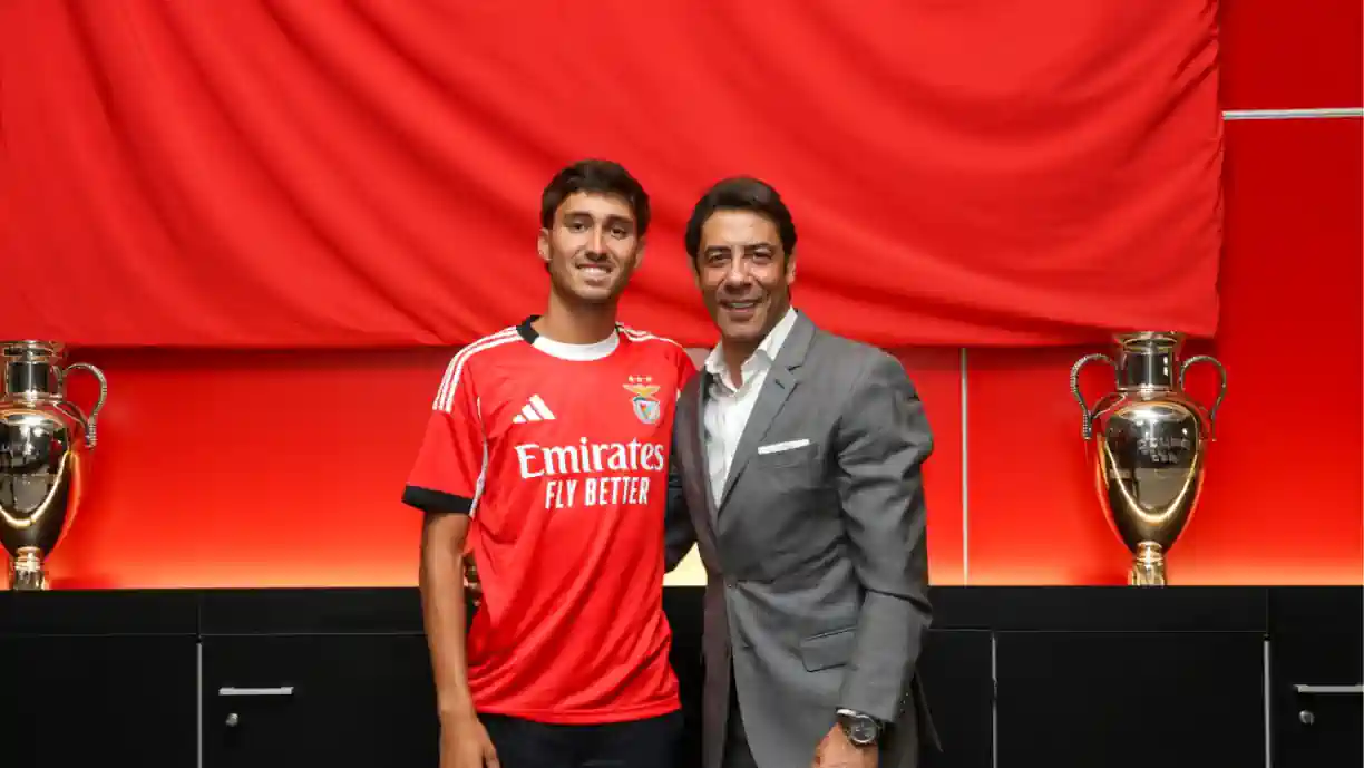 Obrador recebe elogios de antigo jogador do Sporting! Craque do Benfica tem "muito potencial"