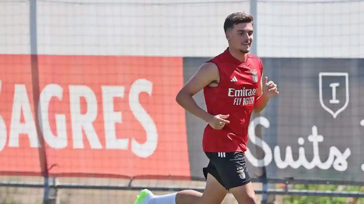 Oficial! Benfica empresta Rafael Rodrigues e destino é surpreendente