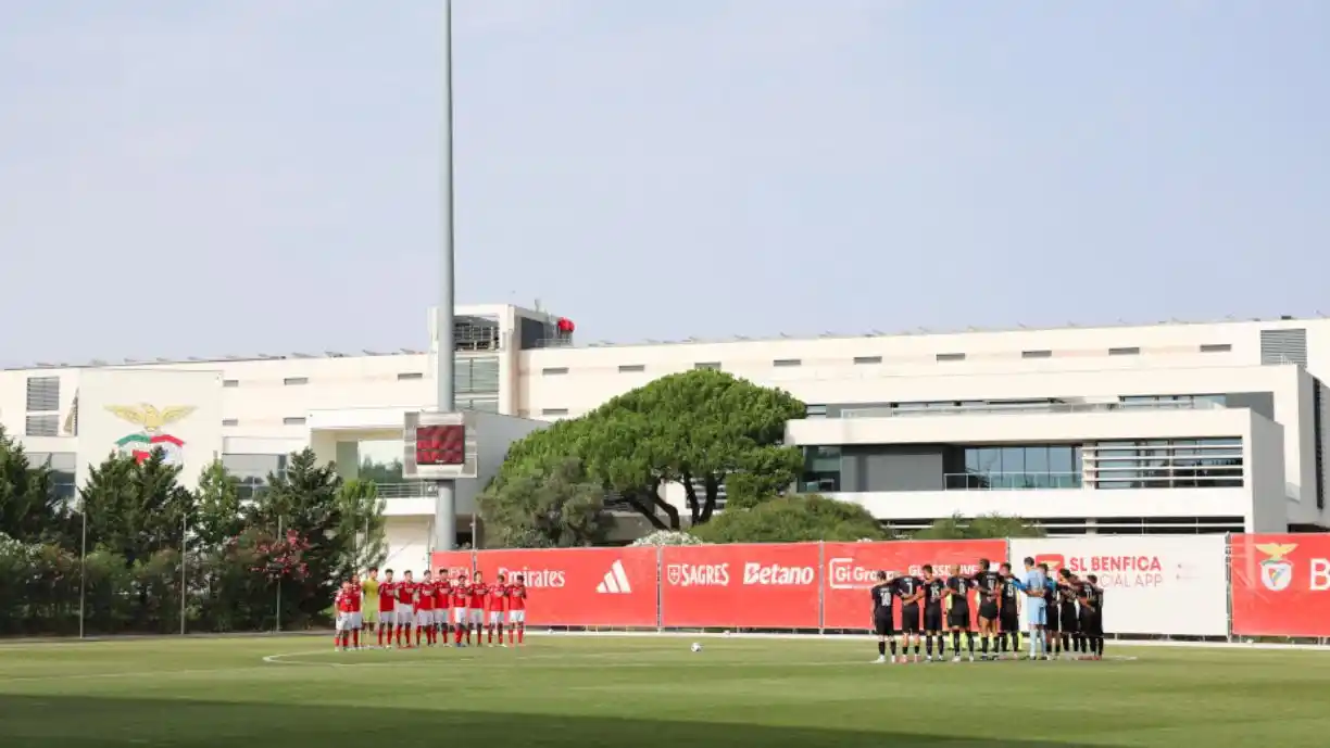 Pérola do Benfica afirma após jogo da seleção: "Estou muito feliz"