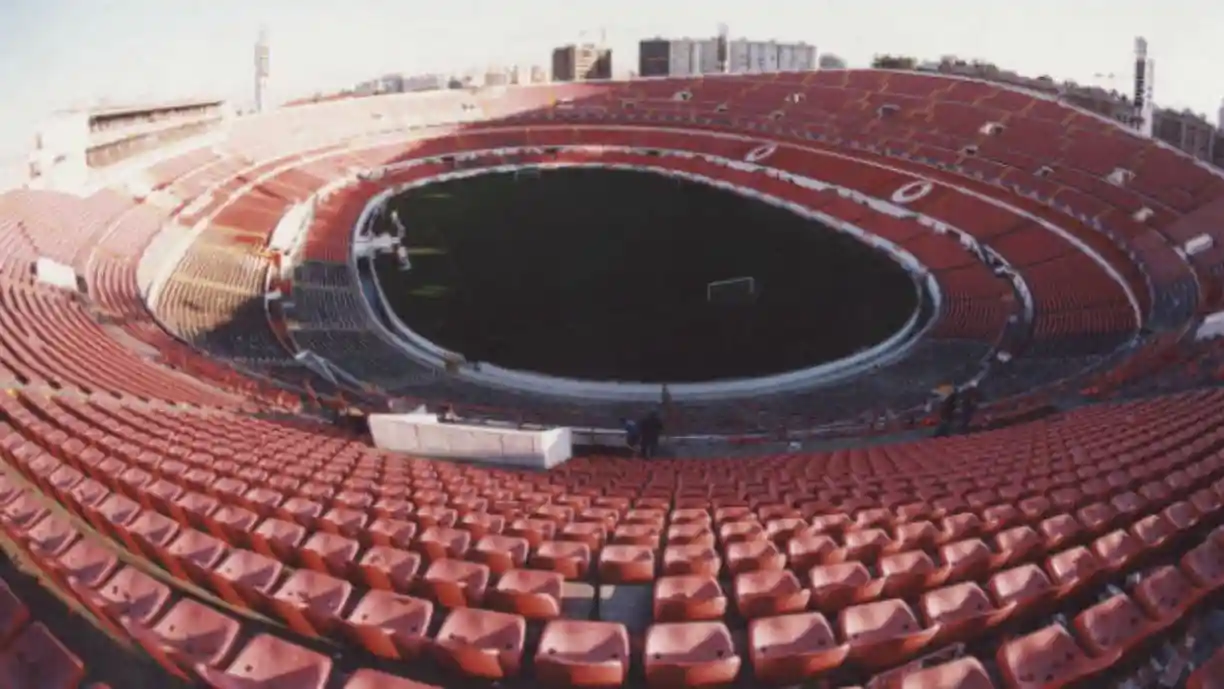 Faz hoje 75 anos da estreia de uma das maiores lendas do Benfica