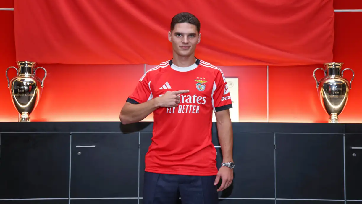 Sudakov foi titular no ucrânia - França e craque do Benfica é elogiado: “É um jogador…”