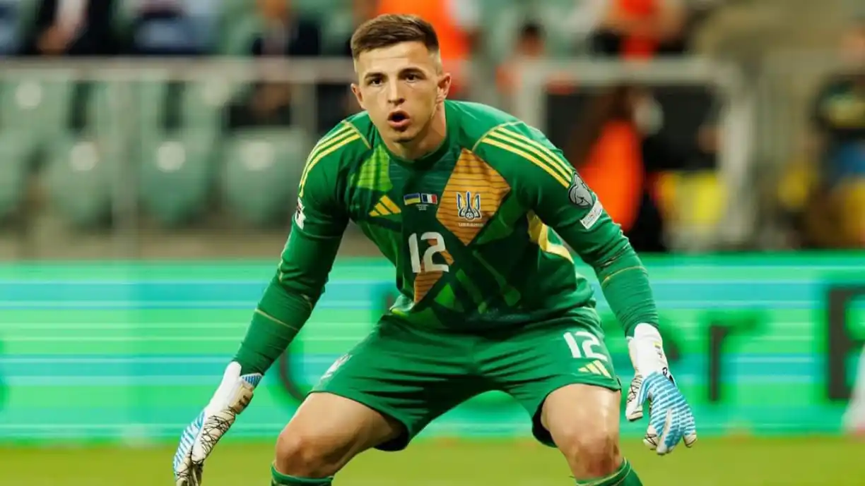 Anatoliy Trubin sofreu três golos frente à Suécia ao serviço da Ucrânia e, consequentemente, Serhiy Rebrov não disse coisa boas sobre o guardião do Benfica