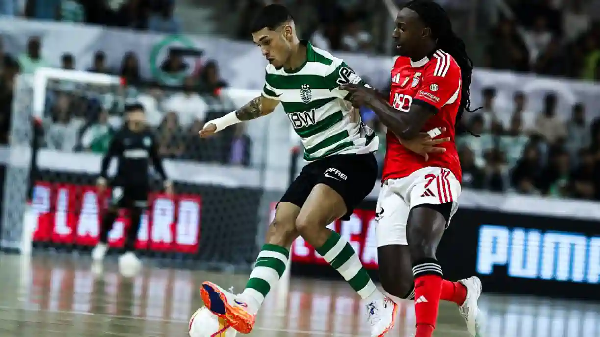 Benfica perde Supertaça de futsal para o Sporting em noite 'amarelada' dos árbitros