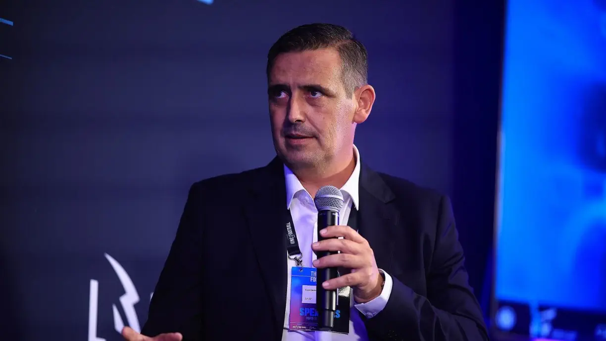 Luciano Gonçalves ridiculariza acusações do Benfica: "Existem justificações"