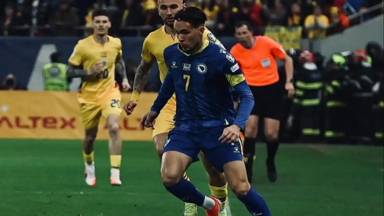 Sergej Barbarez, selecionador bósnio, agradece a chegada de Amar Dedic, que falhou o encontro entre Benfica e Vitória de Guimarães