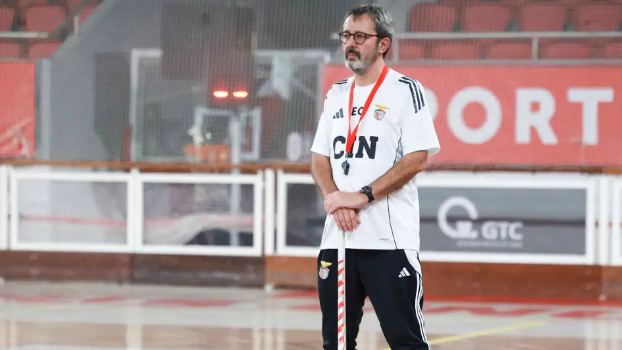 Edu Castro deixa aviso após triunfo no Benfica - Sporting: "Não podemos perder o foco"