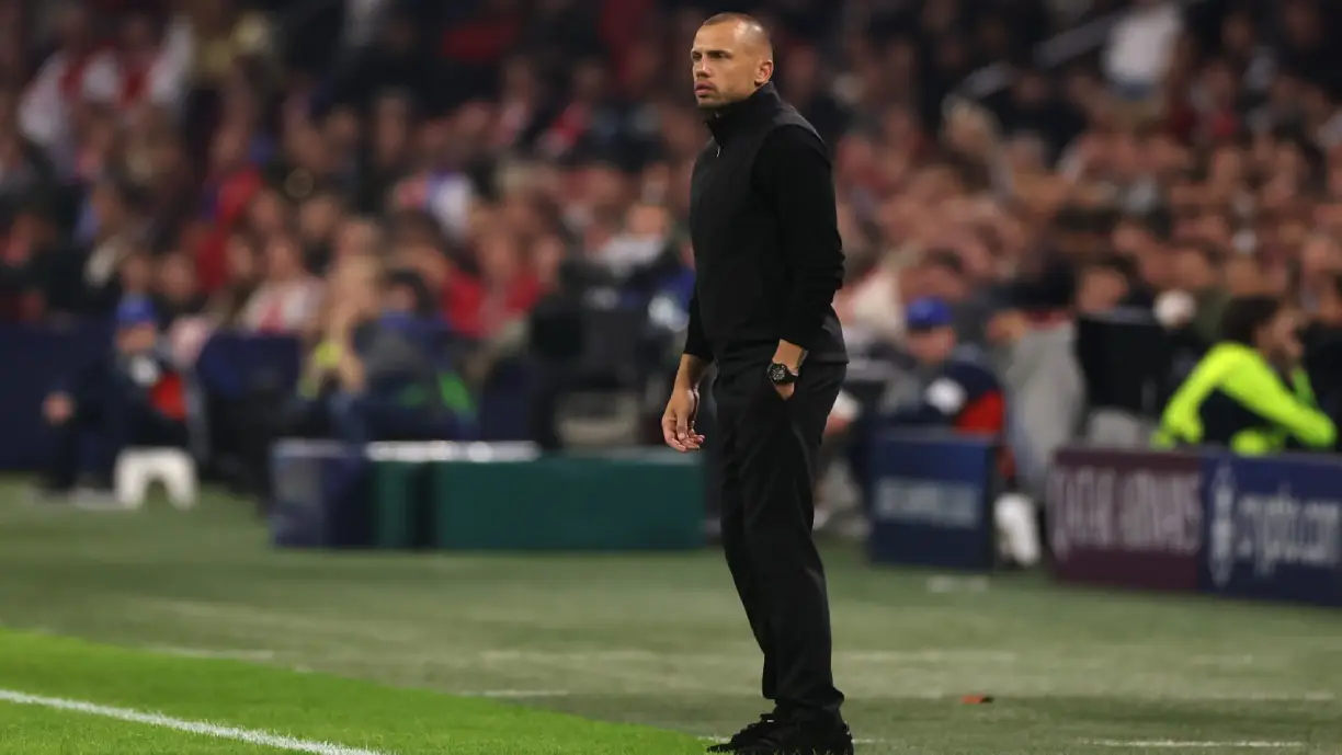 John Heiting afastado e falha duelo com o Benfica na Liga dos Campeões