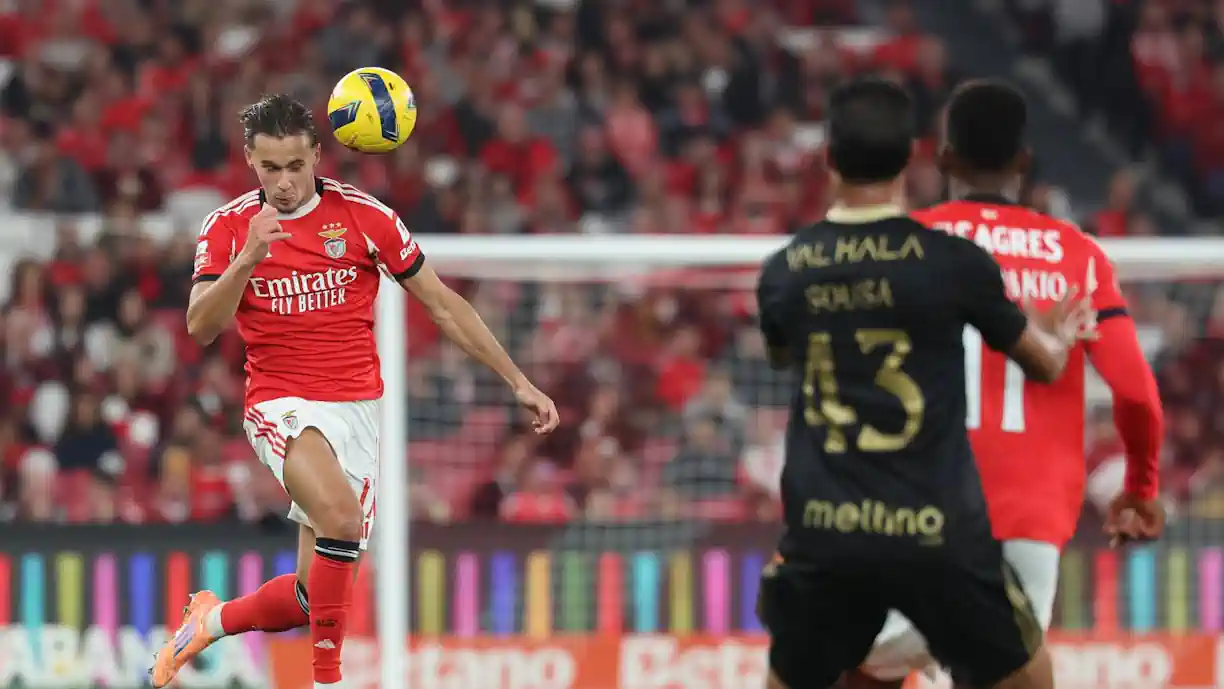 Amar Dedić deixa garantia sobre futuro a curto prazo no Benfica: "Sinto-me bem, mas…"