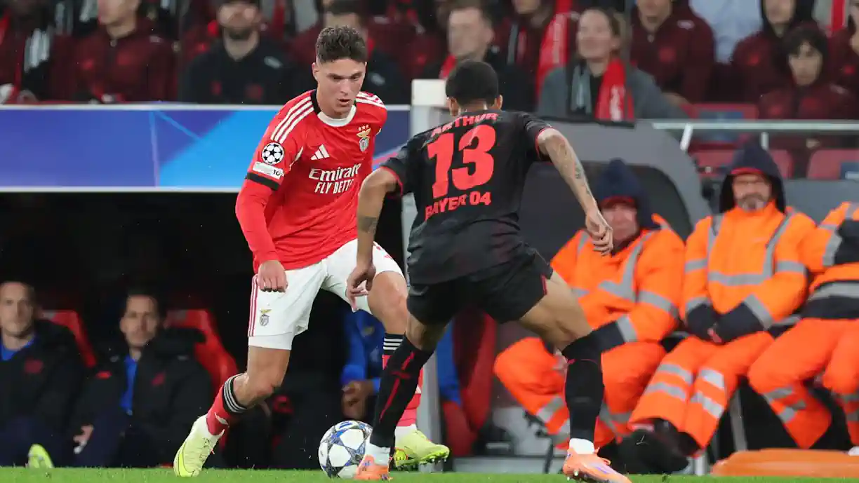 Compatriota de Sudakov analisa transferência para o Benfica: "Primeira classe"