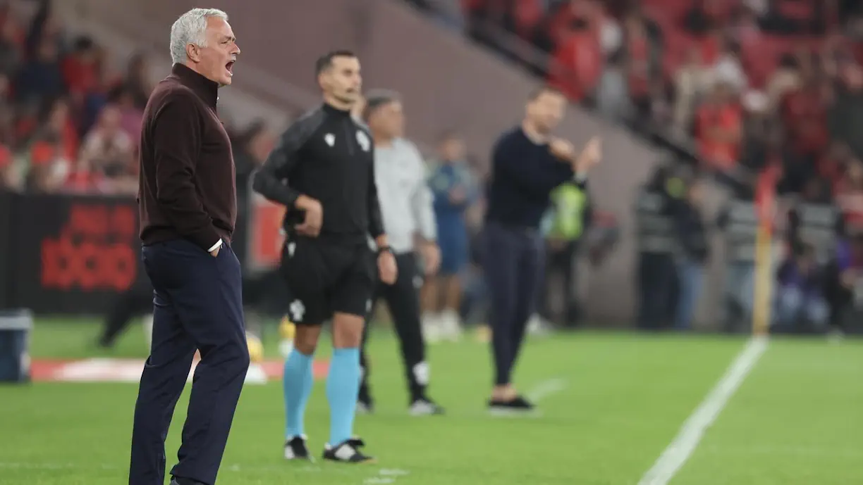 Mourinho toma decisão radical! Dupla titular vai 'sentar' no Atlético CP – Benfica