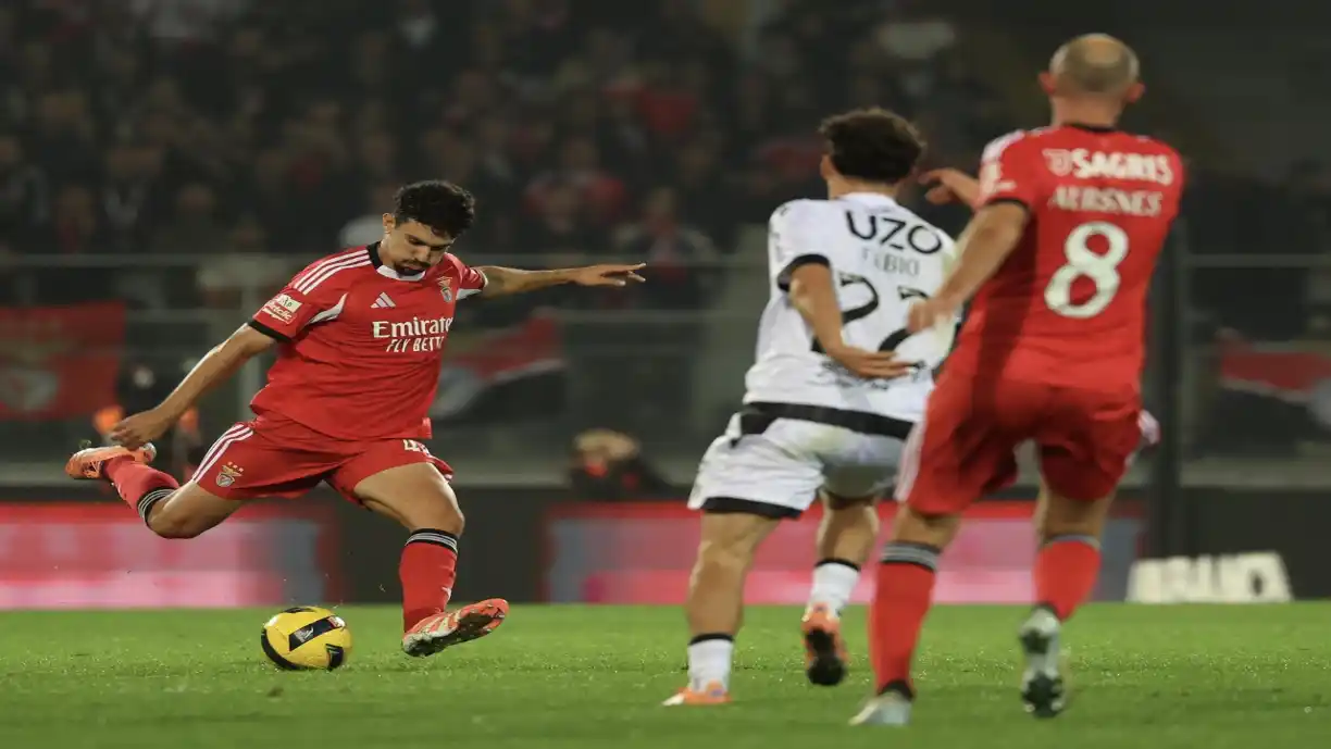 Ex Porto rendido a Tomás Araújo e deixa garantia sobre atleta do Benfica: "Preparado"