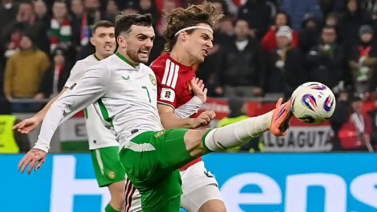 Depois de Troy Parrott, José Mourinho 'apadrinha' jovem futebolista do Benfica