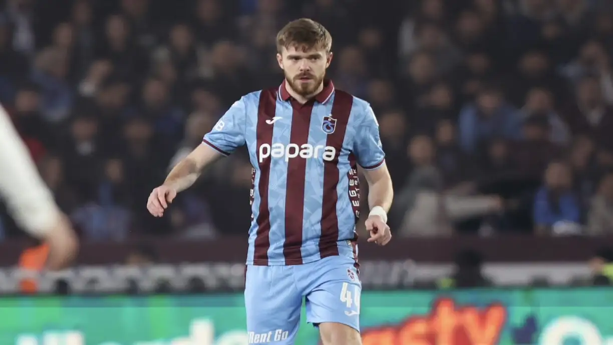 Atenção, Benfica! Há novidades sobre interesse em Arseniy Batagov