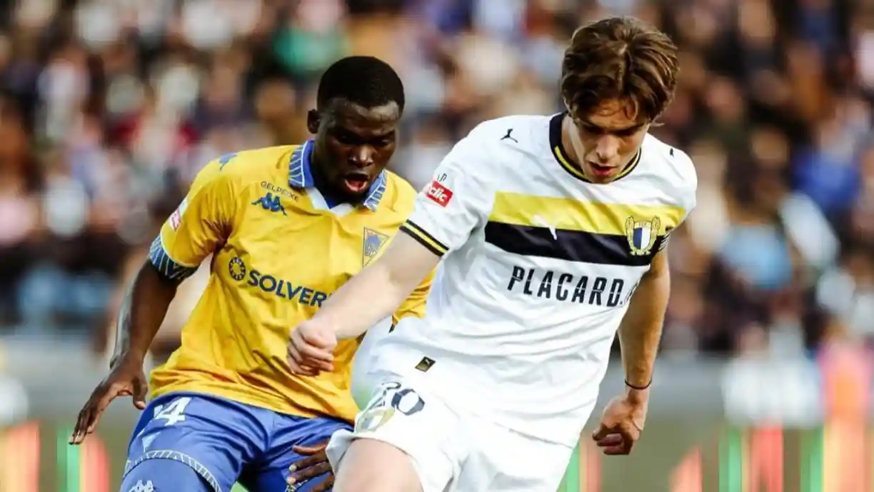 Gustavo Sá assume ambição antes do Benfica - Famalicão: "Conquistar os 3 pontos"