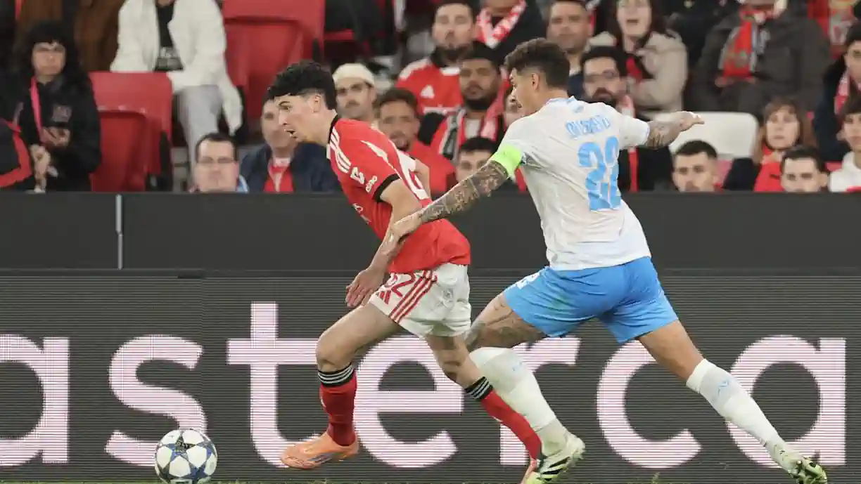 José Neto fez história no Benfica – Napoli e superou lenda dos encarnados