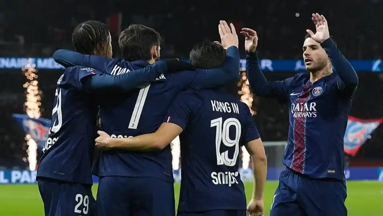 Ex Benfica volta a fazer das suas e brilha no PSG - Toulouse